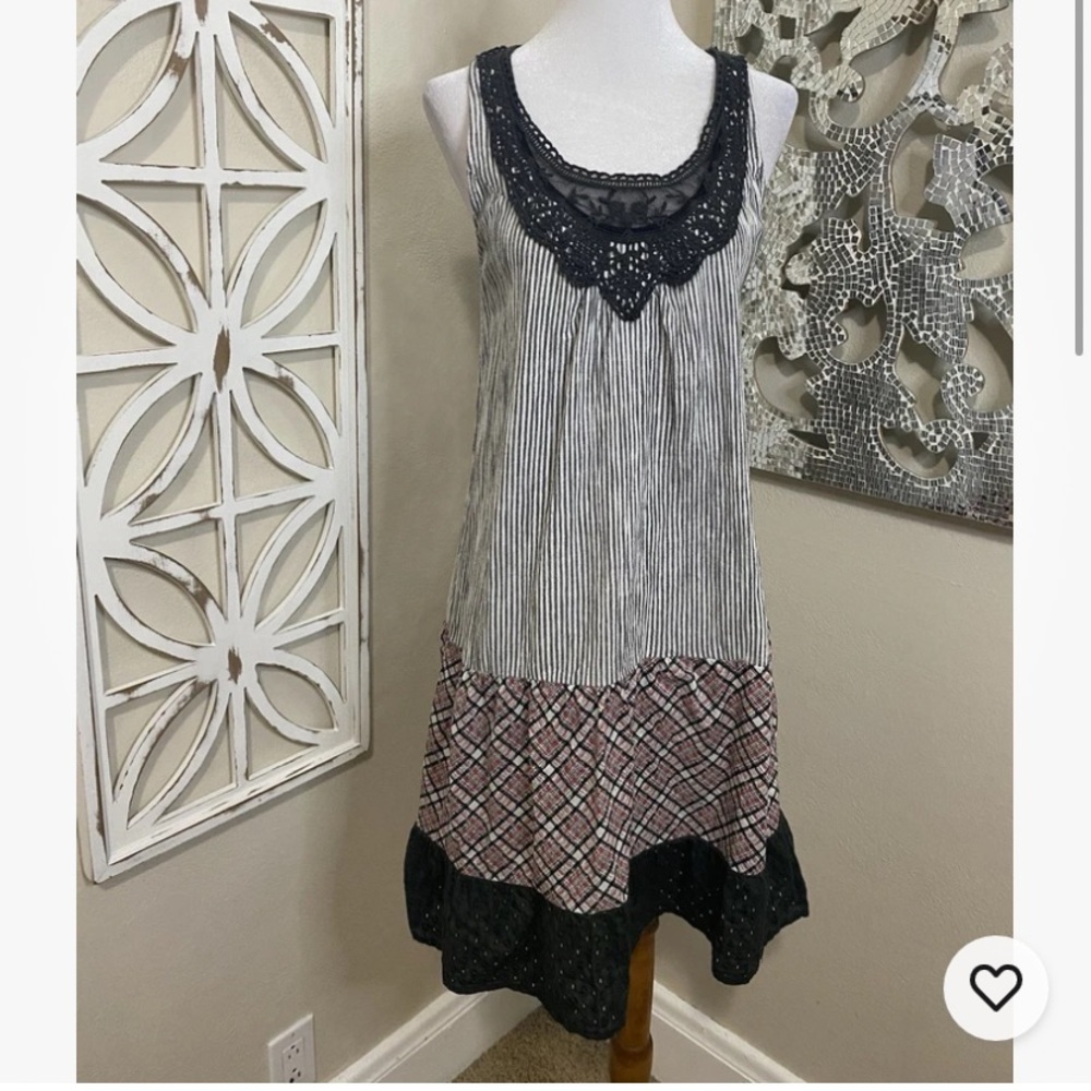 SCRAPBOOK ORIGINALS small MIXED MEDIA SCOOP NECK SLEEVELESS BOHO SHIFT DRESS